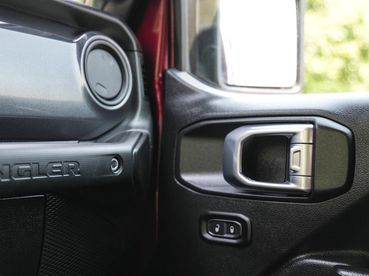 2022 Jeep Wrangler Sport Altitude Photo