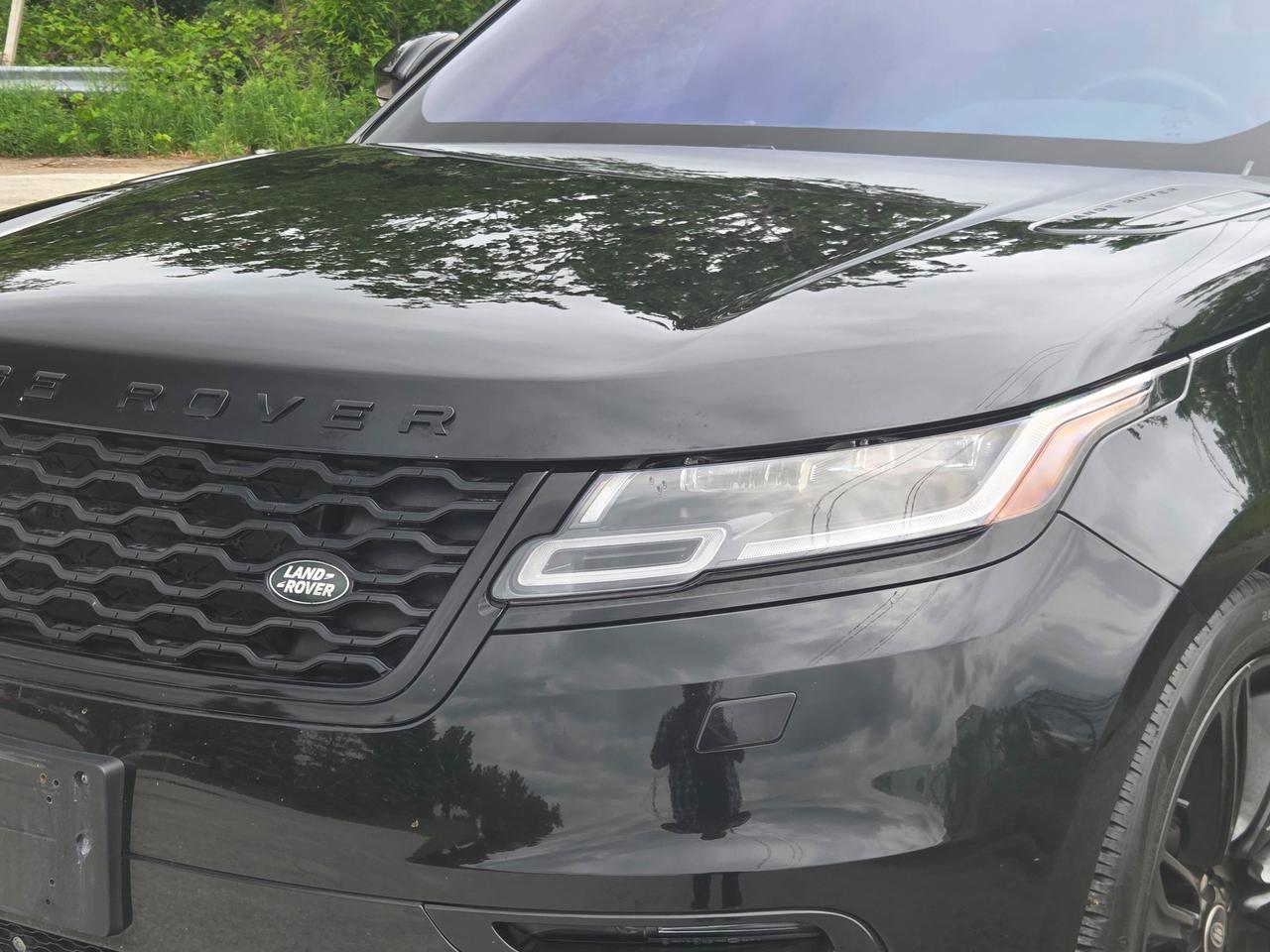 2021 Land Rover Range Rover Velar R-Dynamic HSE Photo