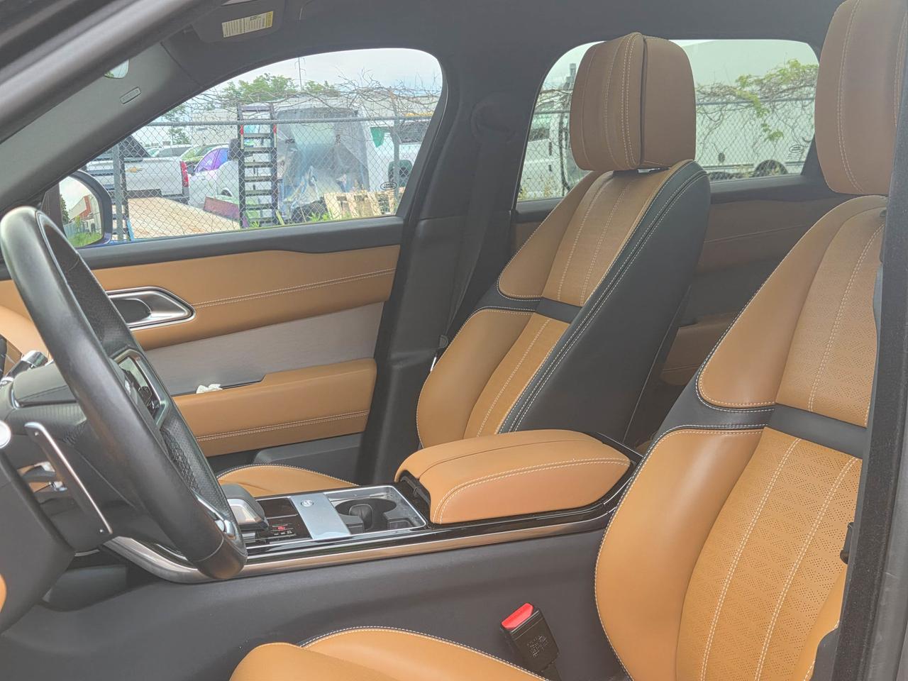 2021 Land Rover Range Rover Velar R-Dynamic HSE Photo