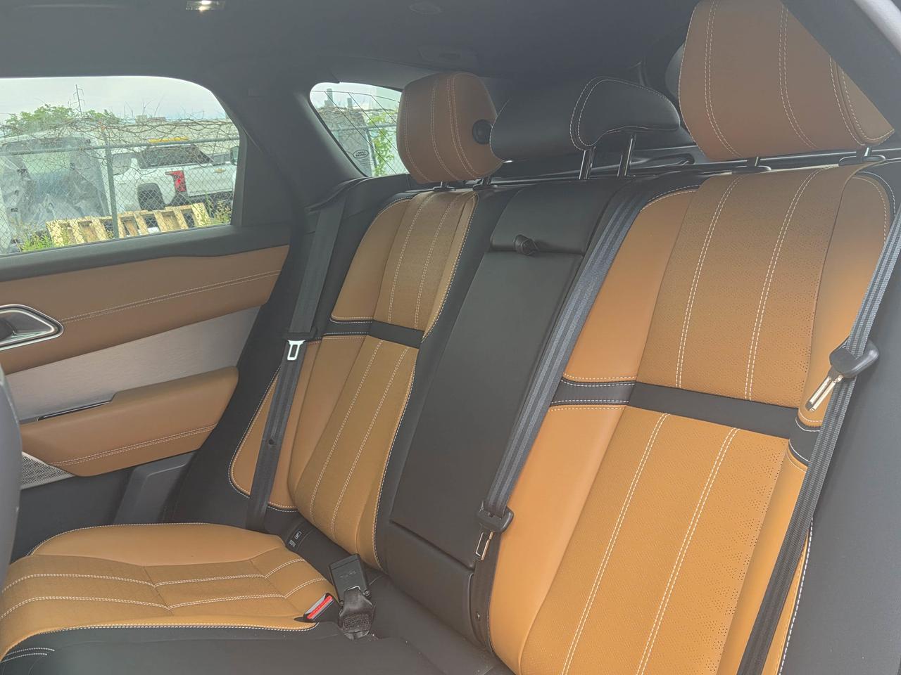 2021 Land Rover Range Rover Velar R-Dynamic HSE Photo