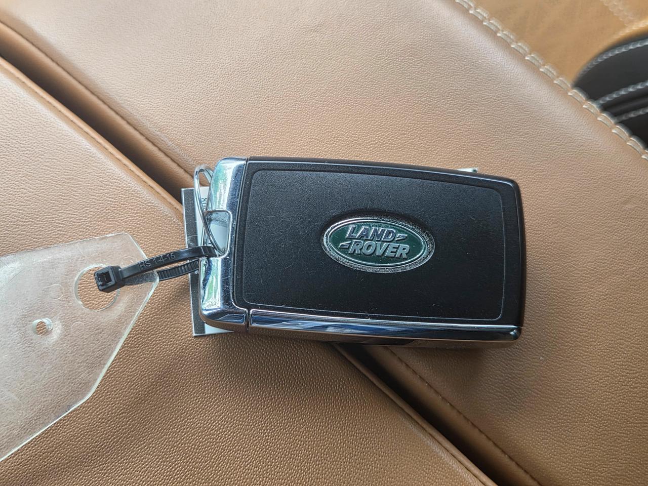 2021 Land Rover Range Rover Velar R-Dynamic HSE Photo