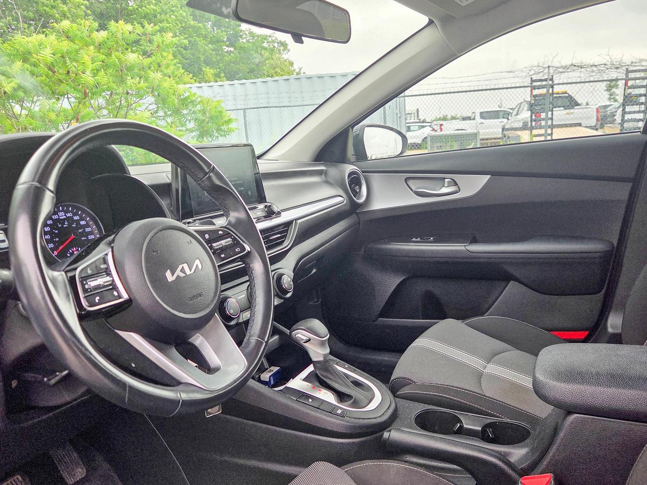 2022 Kia Forte LX Photo