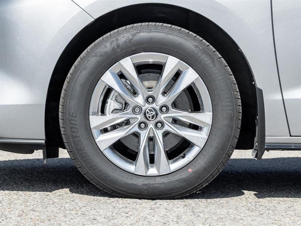 2025 Toyota Sienna Hybrid Sienna Limited AWD 7-Pass Sunroof | Backup Cam | Navi | Heated Seats | JBL Audio | Wireless Charging | Limited Photo