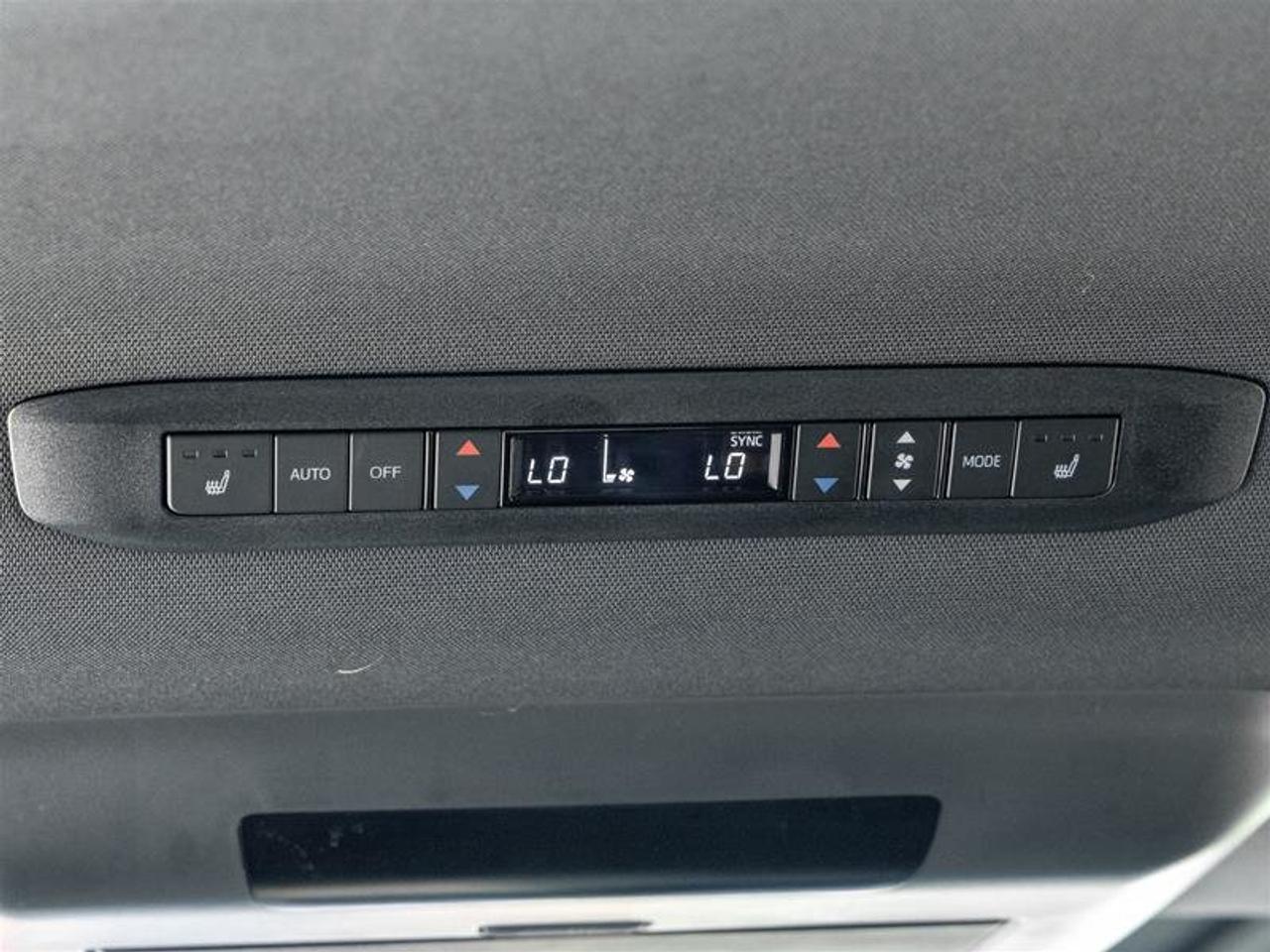 2025 Toyota Sienna Hybrid Sienna Limited AWD 7-Pass Sunroof | Backup Cam | Navi | Heated Seats | JBL Audio | Wireless Charging | Limited Photo