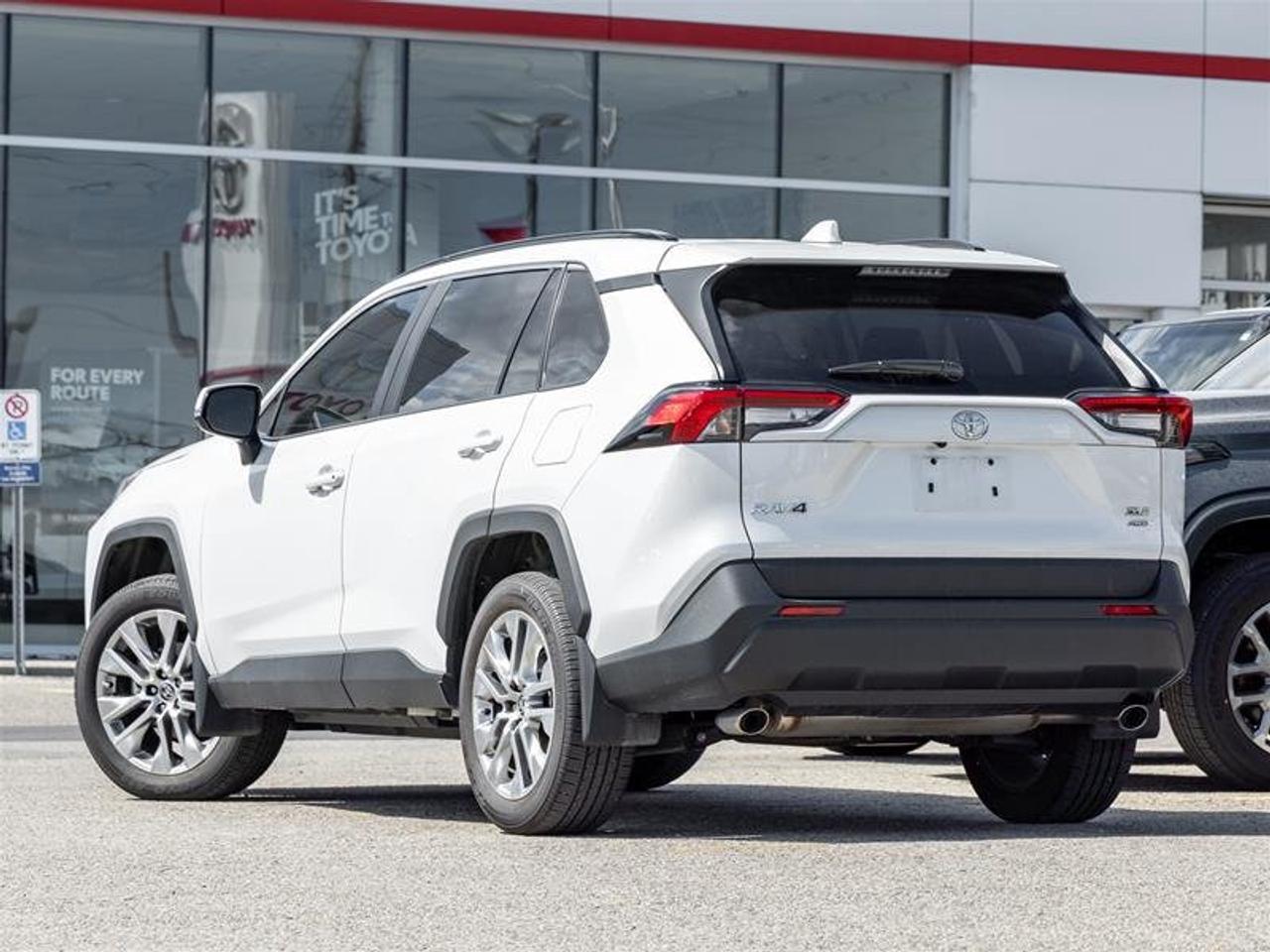 2025 Toyota RAV4 XLE AWD Sunroof | Backup Cam | Heated Seats | XLE Photo4
