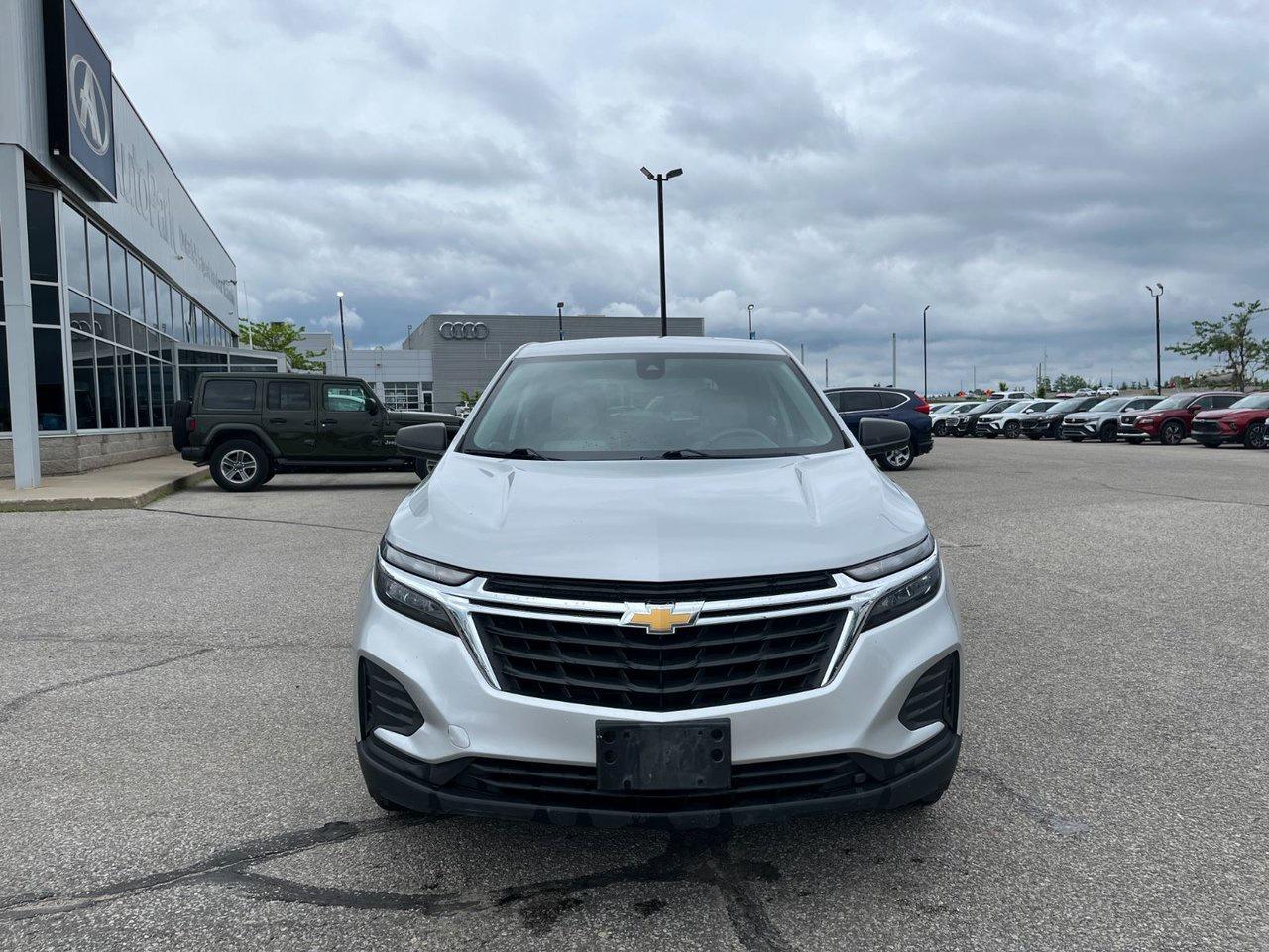 2022 Chevrolet Equinox LS AWD Photo