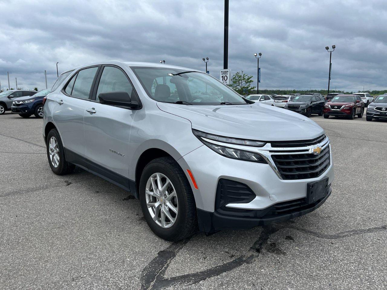 2022 Chevrolet Equinox LS AWD Photo
