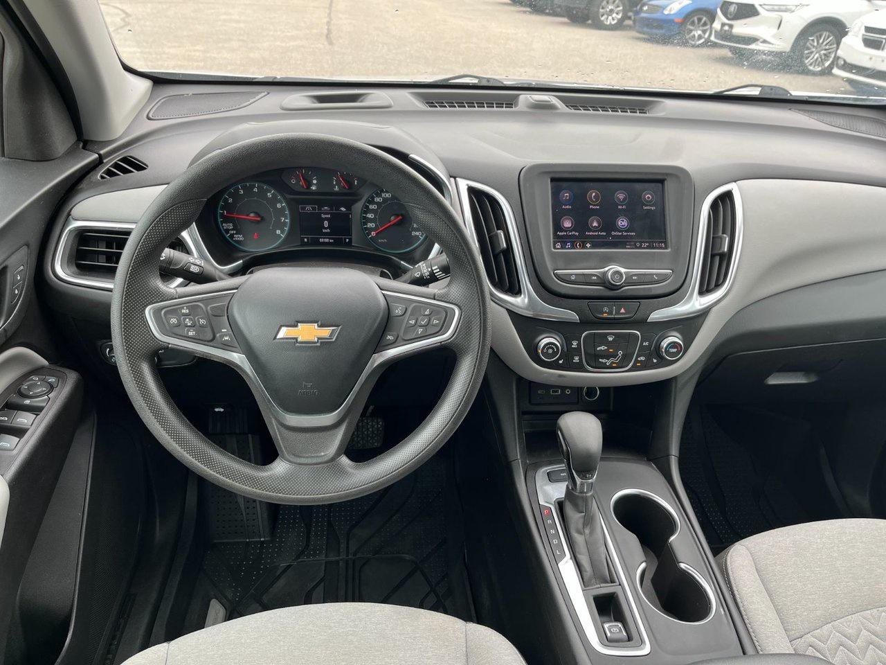 2022 Chevrolet Equinox LS AWD Photo