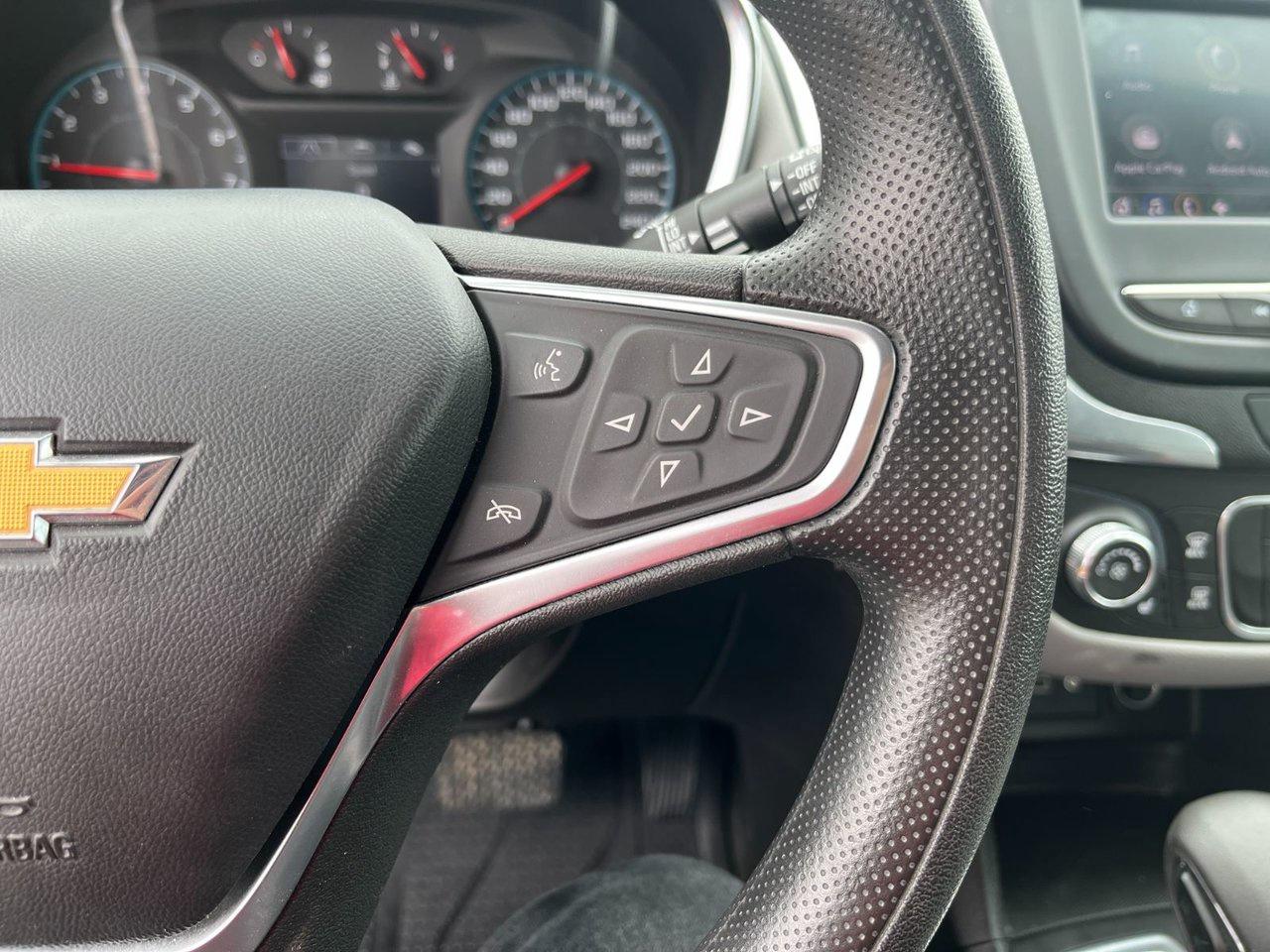 2022 Chevrolet Equinox LS AWD Photo