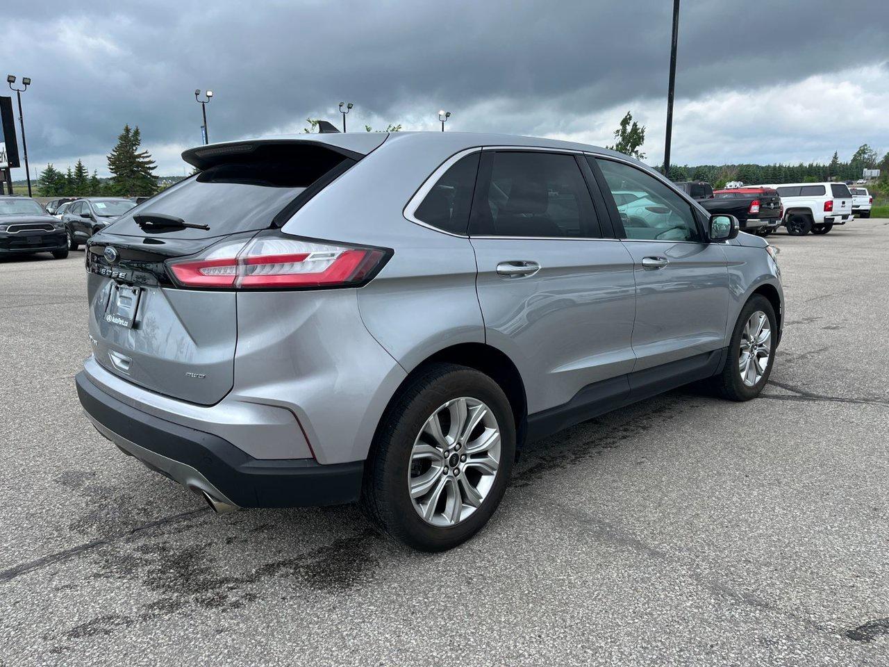 2024 Ford Edge Titanium AWD Photo