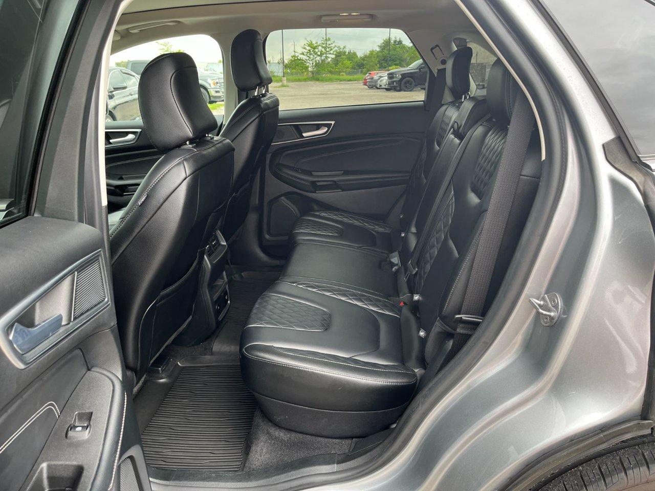 2024 Ford Edge Titanium AWD Photo