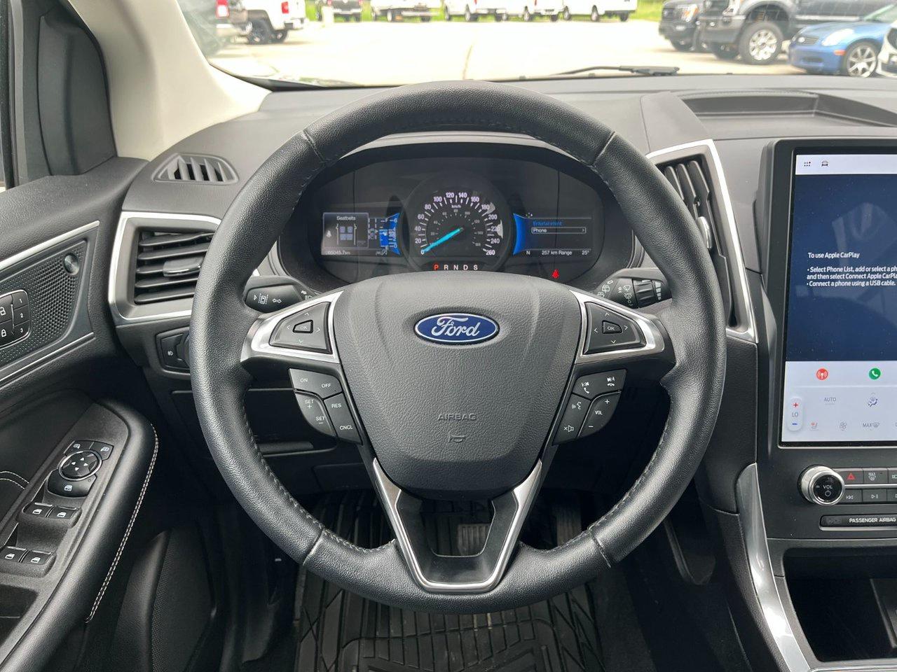 2024 Ford Edge Titanium AWD Photo