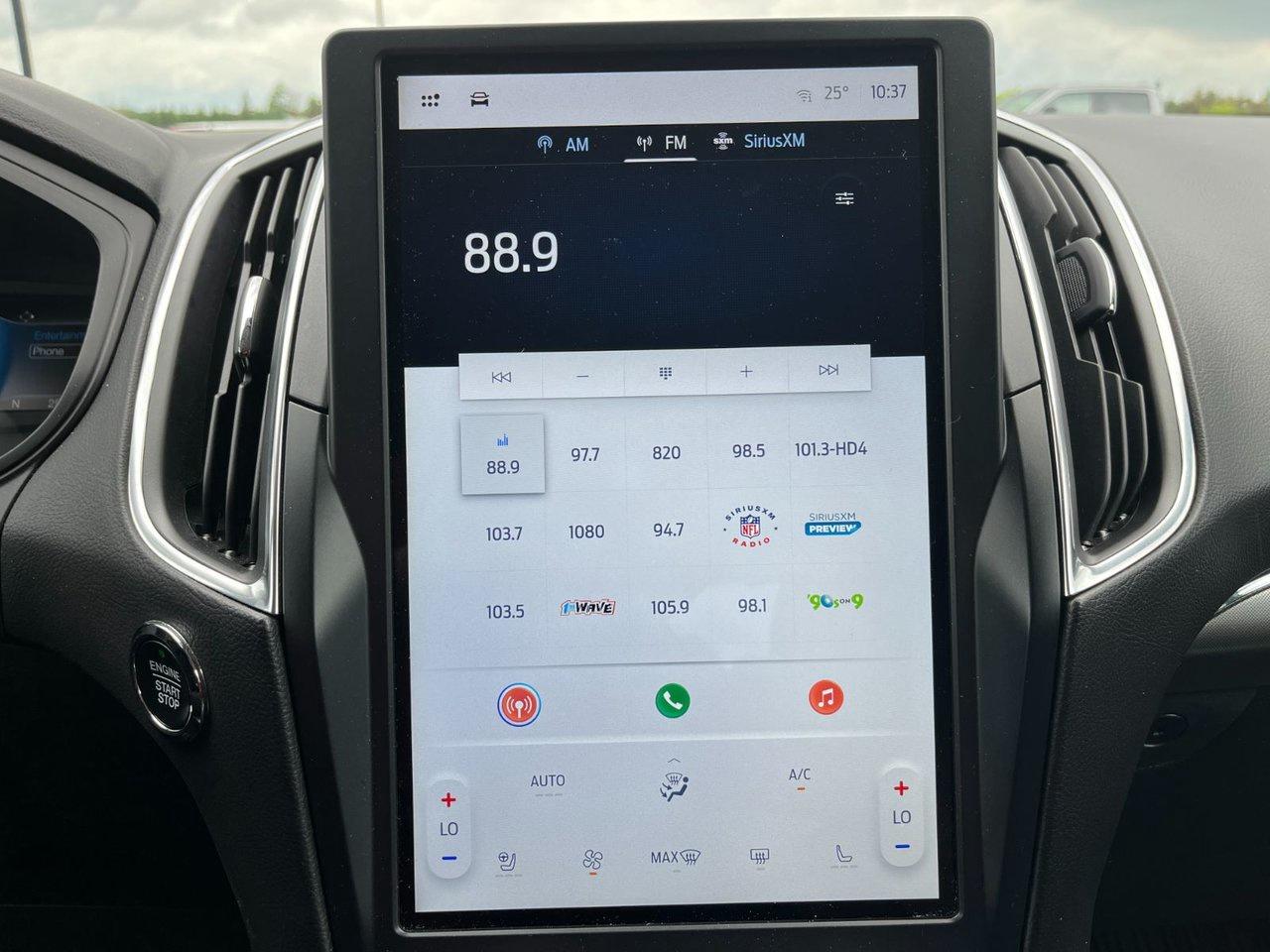 2024 Ford Edge Titanium AWD Photo