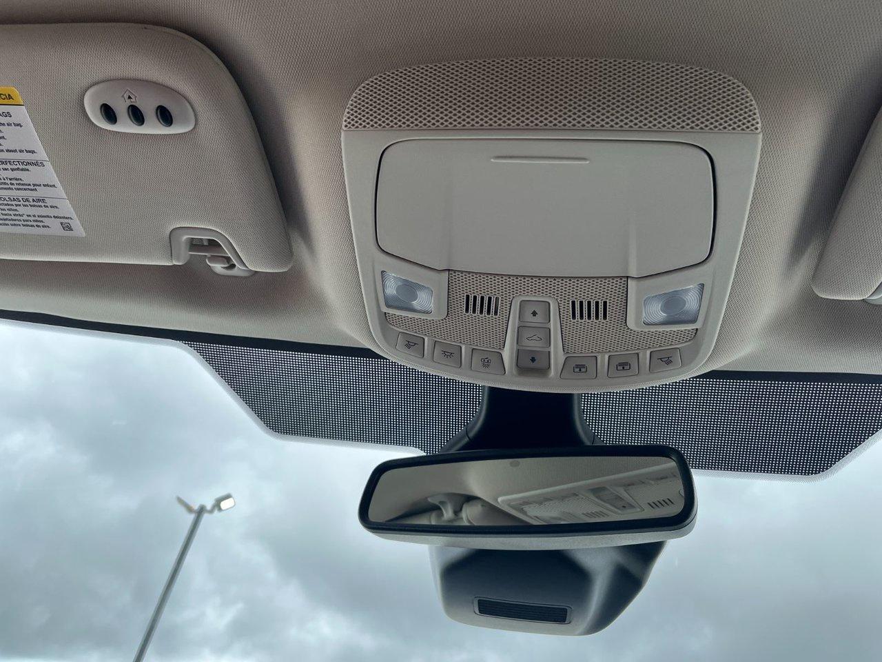 2024 Ford Edge Titanium AWD Photo