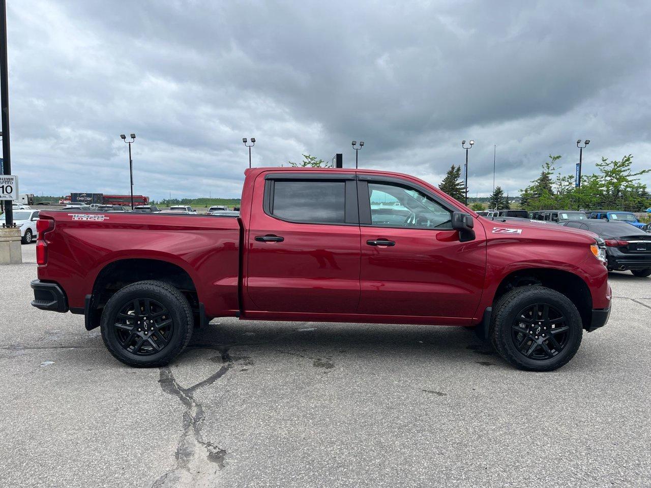 2025 Chevrolet Silverado 1500 4WD Crew Cab 147 LT Trail Boss Photo