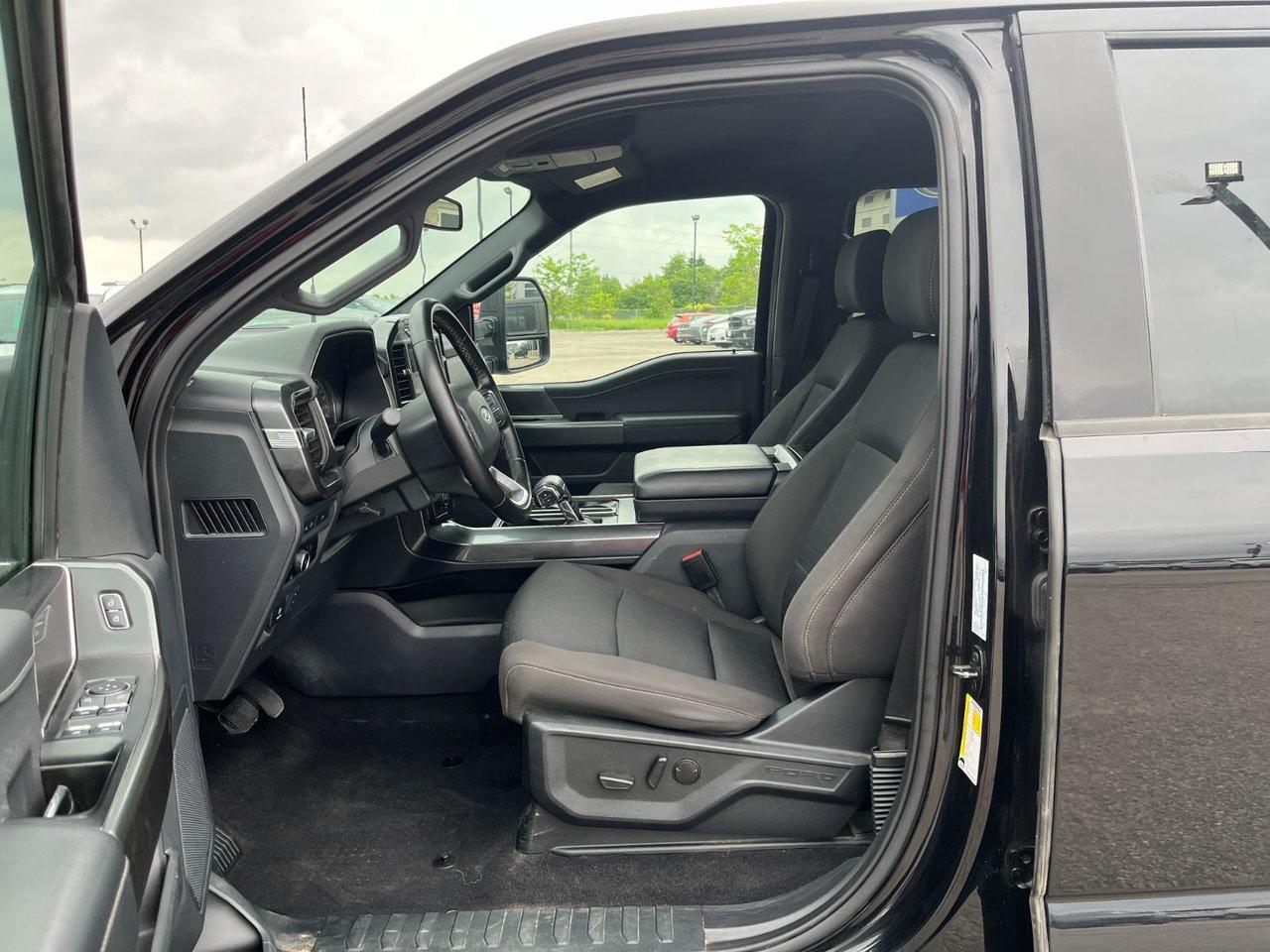 2023 Ford F-150 XLT 4WD SuperCrew 6.5' Box Photo