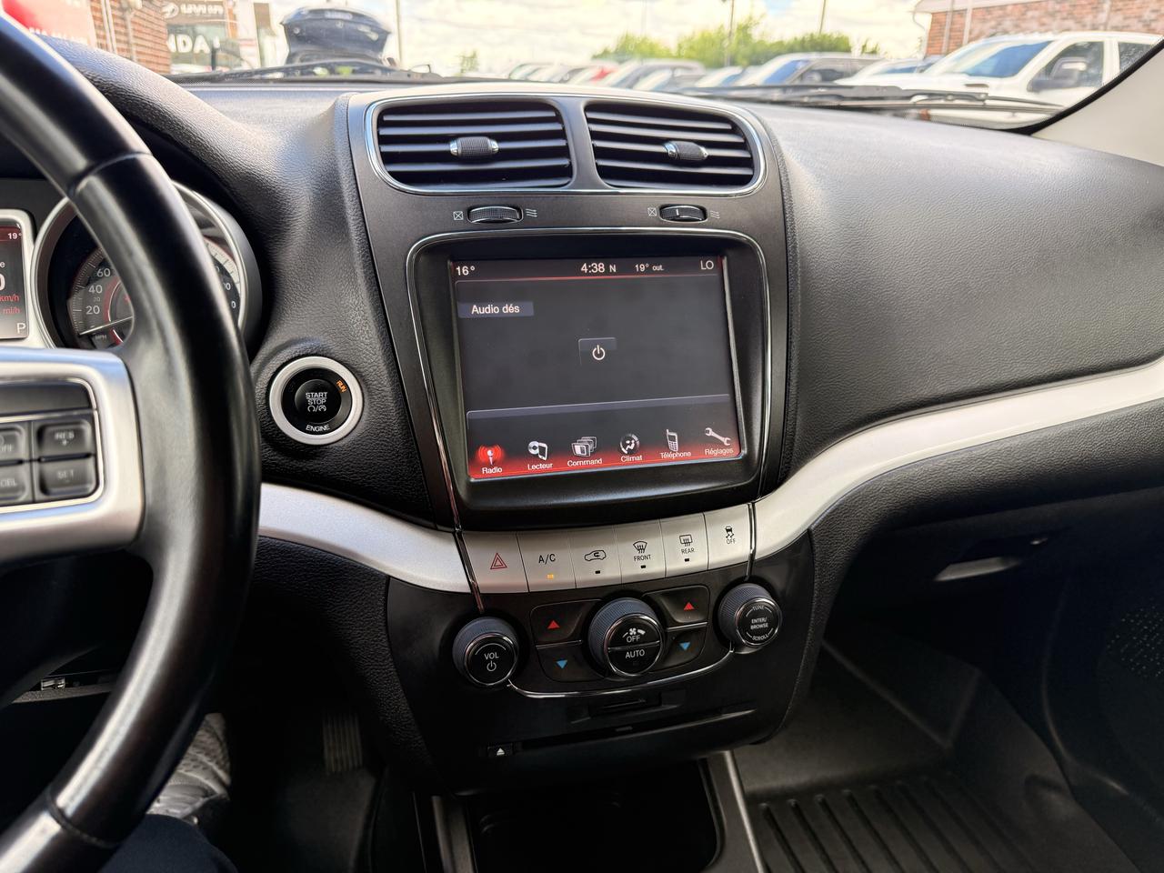 2014 Dodge Journey SXT | V6 | Two Sets of Wheels Photo