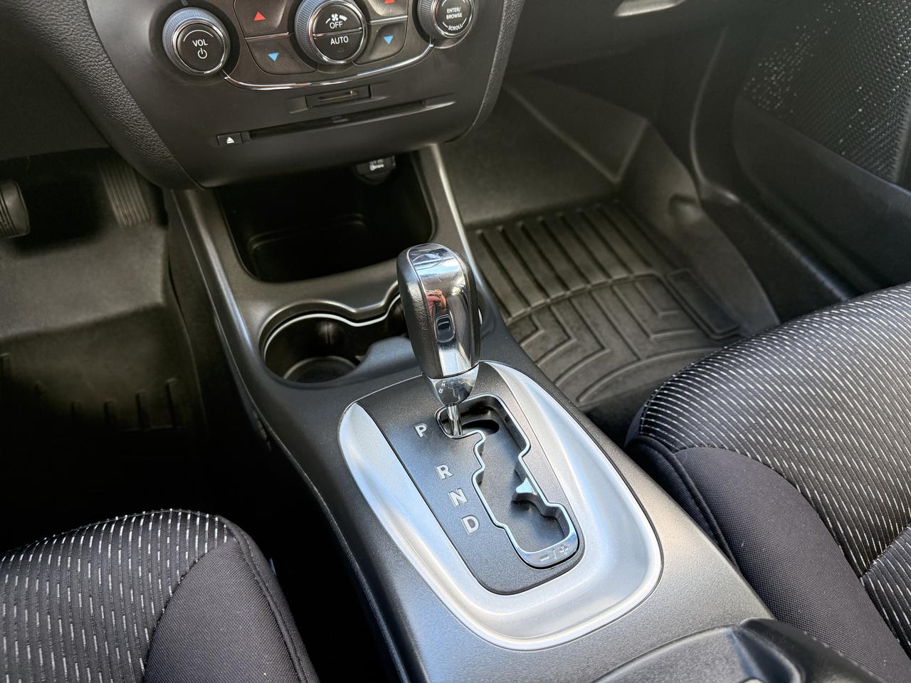 2014 Dodge Journey SXT | V6 | Two Sets of Wheels Photo