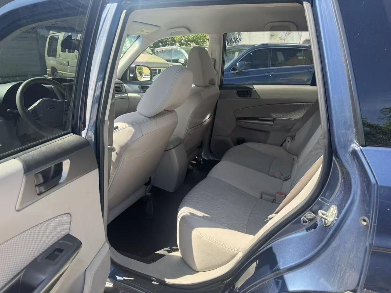 2012 Subaru Forester X Convenience Photo
