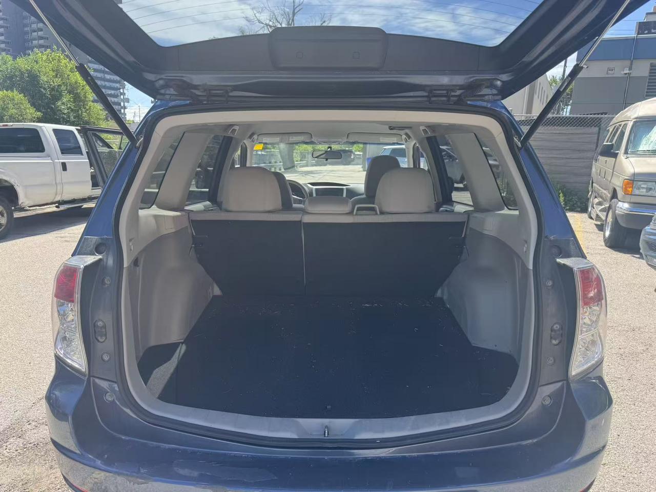 2012 Subaru Forester X Convenience Photo
