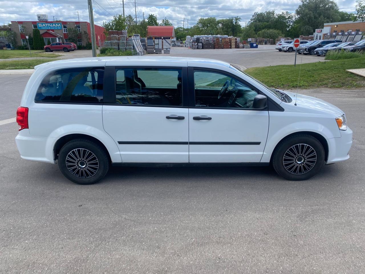 2016 Dodge Grand Caravan CANADA VALUE PACKAGE Photo