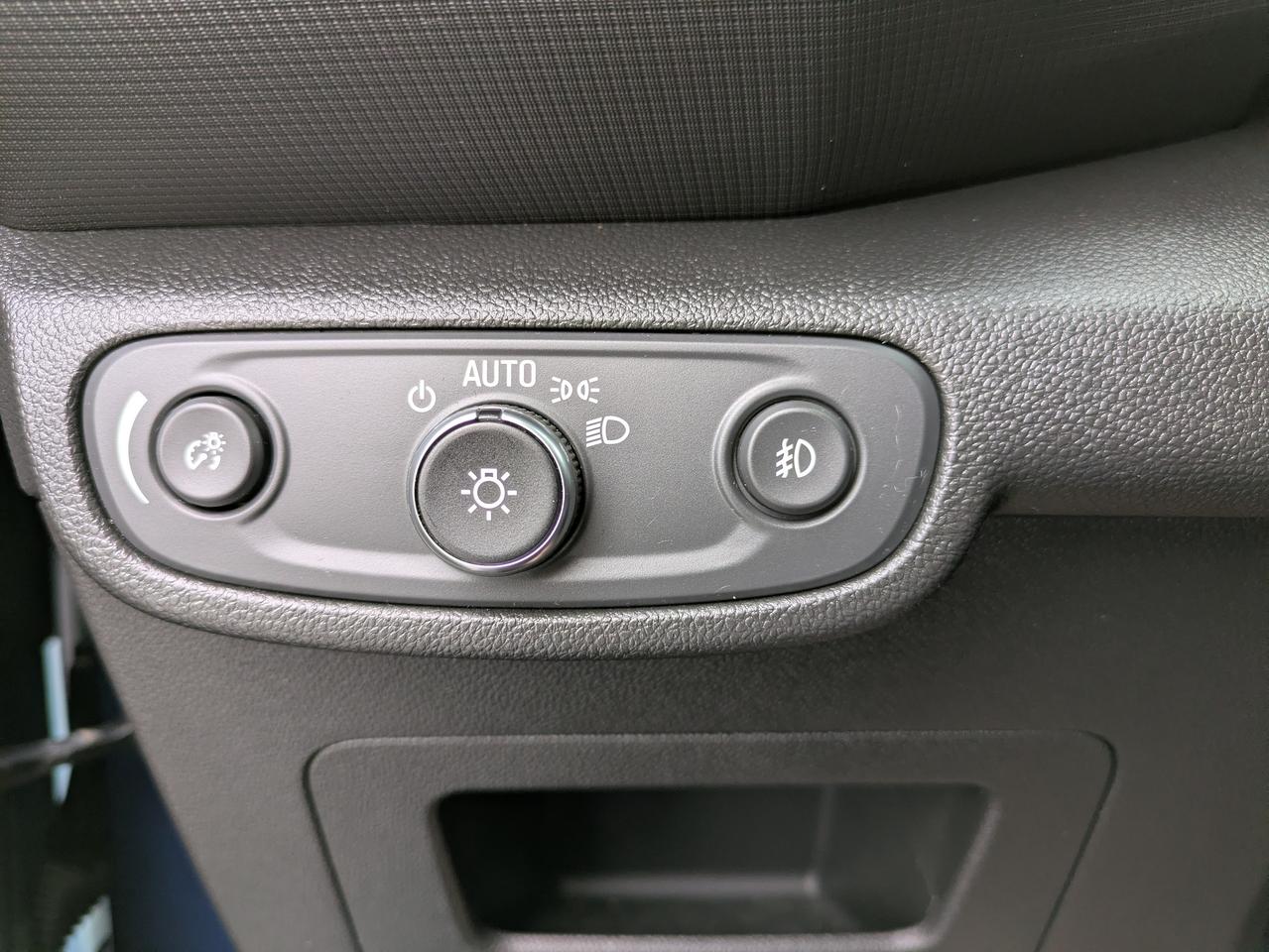 2021 Chevrolet TrailBlazer AWD 4dr LT Photo