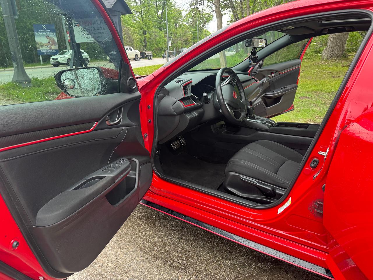 2018 Honda Civic Sport Photo