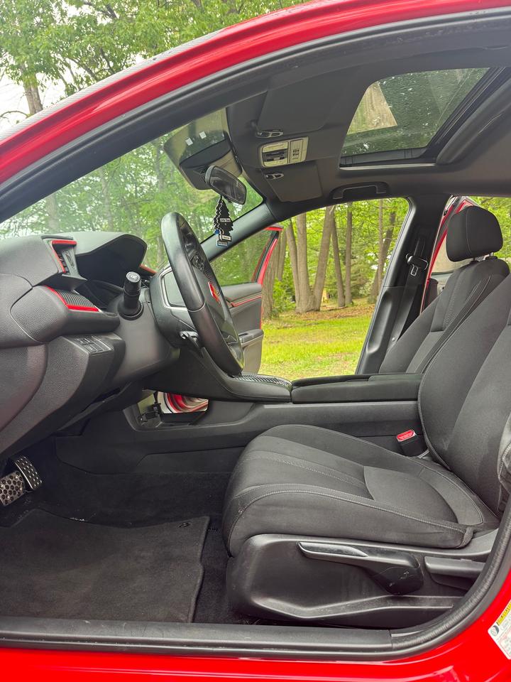 2018 Honda Civic Sport Photo