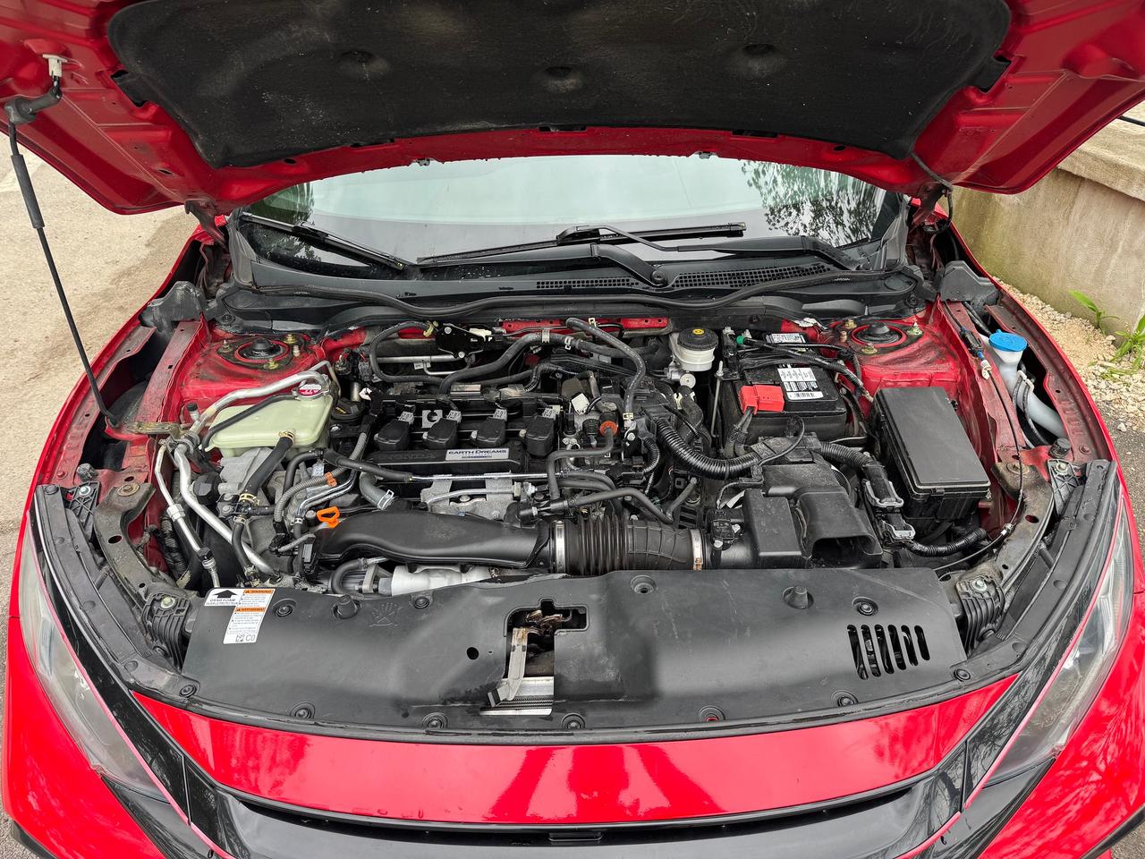 2018 Honda Civic Sport Photo
