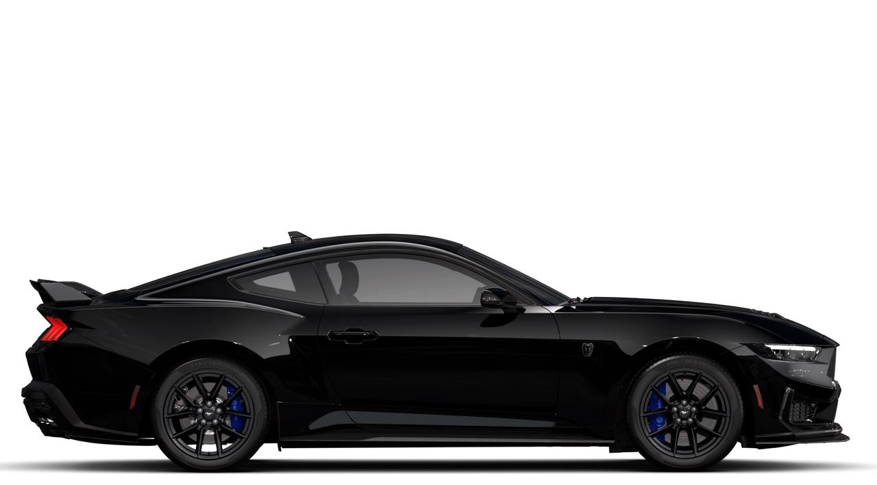 2026 Ford Mustang Dark Horse Fastback Photo4