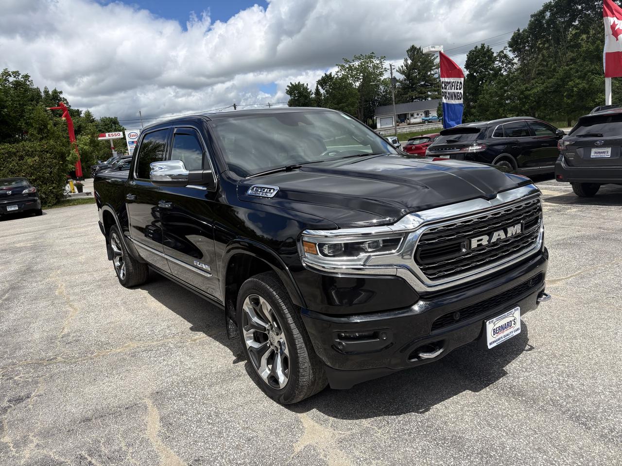 2019 RAM 1500 Limited 4x4 Crew Cab 5'7" Box Photo3
