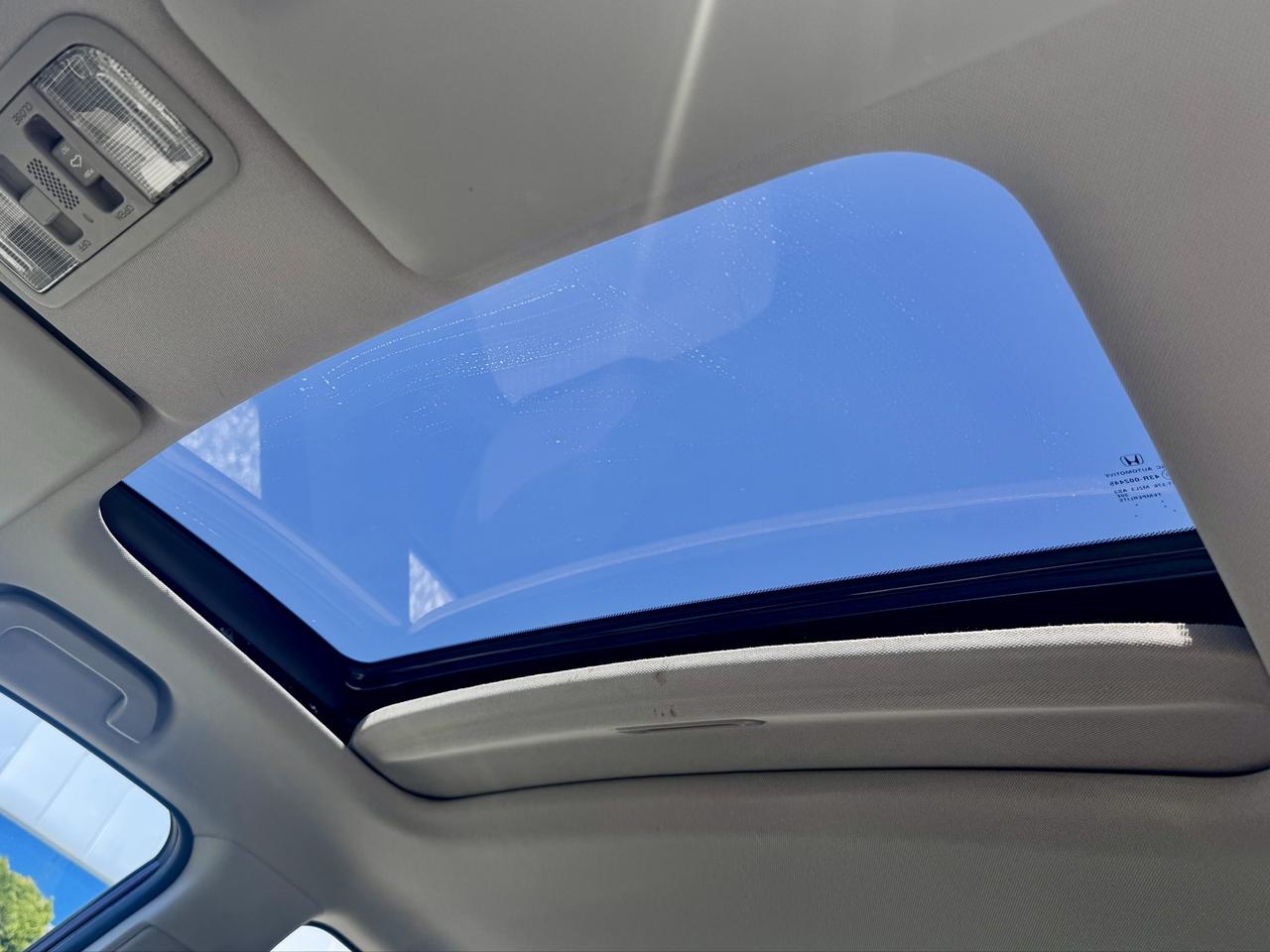 2015 Honda Civic FINANCING AVAILABLE Photo14