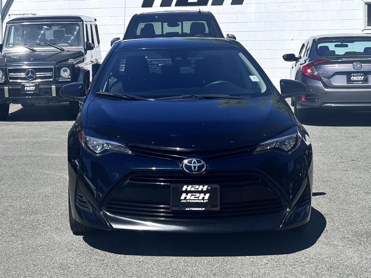 2019 Toyota Corolla FINANCING AVAILABLE Photo2