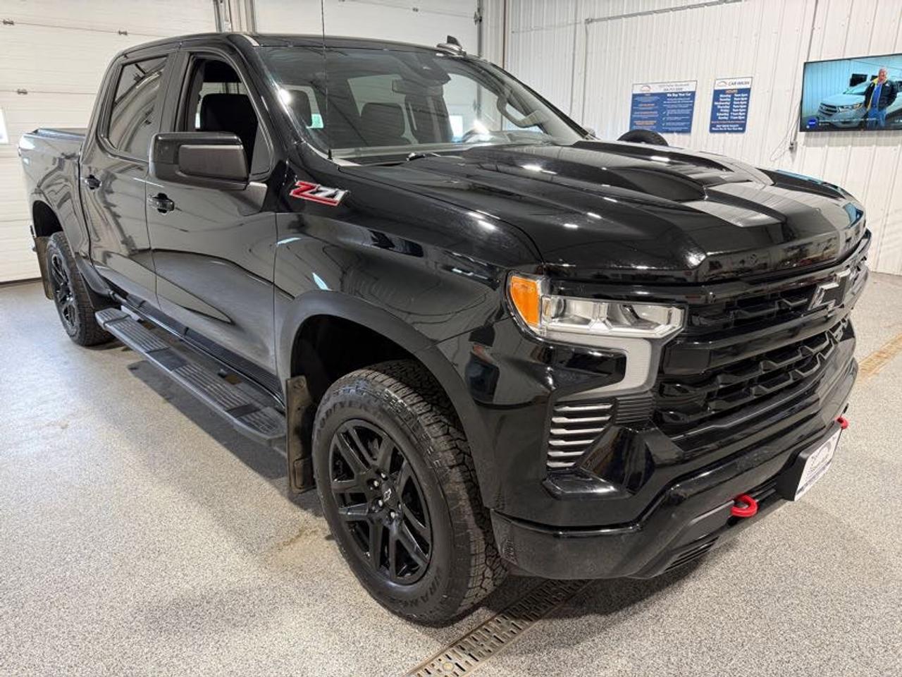 Used 2023 Chevrolet Silverado 1500 Trail Boss LT Crew Cab 4WD #4x4 #TowPackage for sale in Brandon, MB