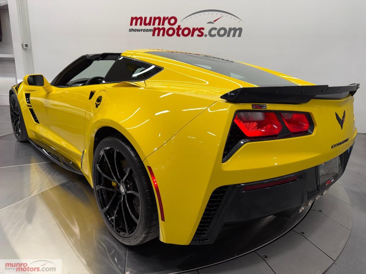 2017 Chevrolet Corvette Grand Sport Coupe 2LT Photo