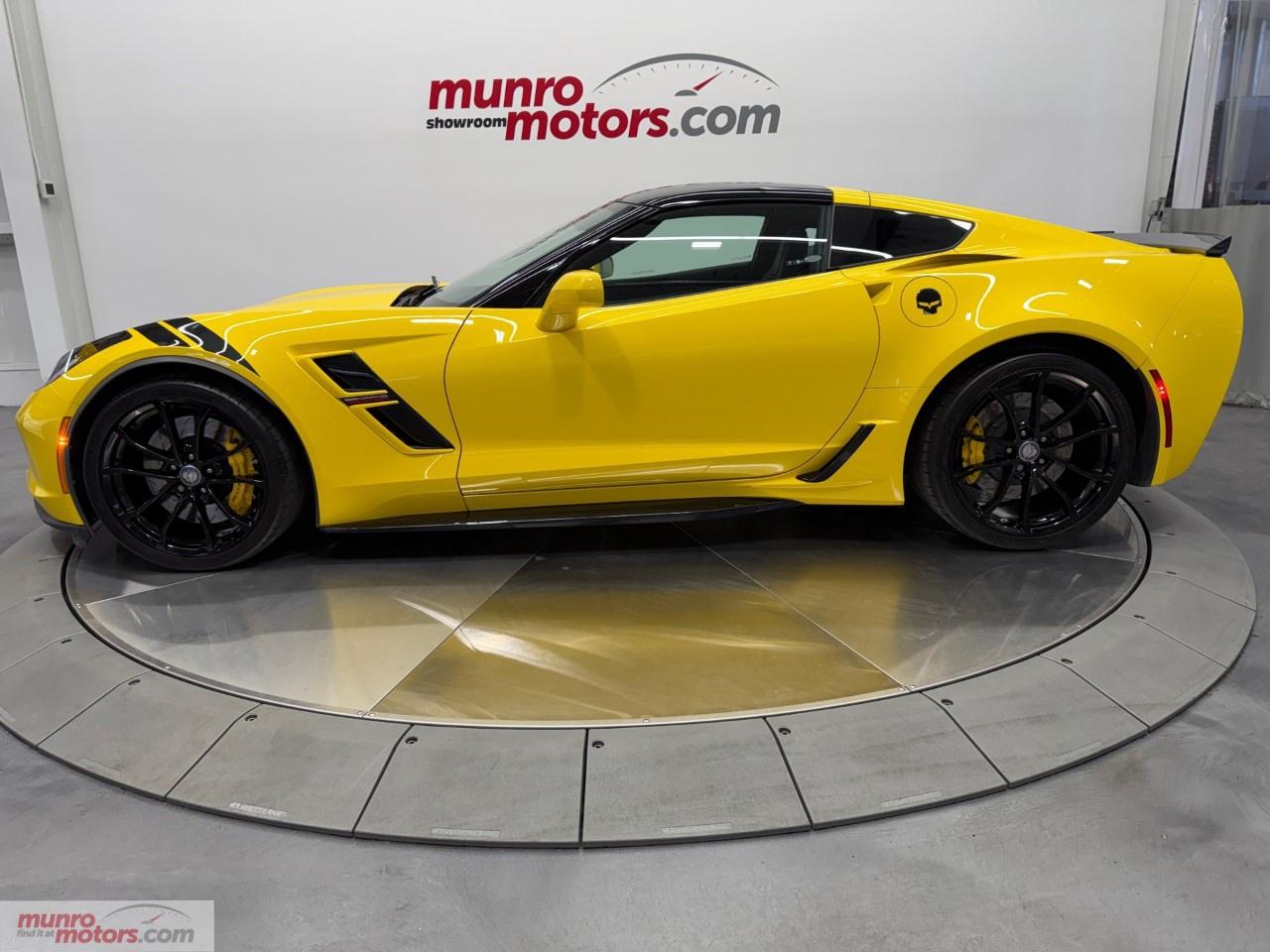 2017 Chevrolet Corvette Grand Sport Coupe 2LT Photo