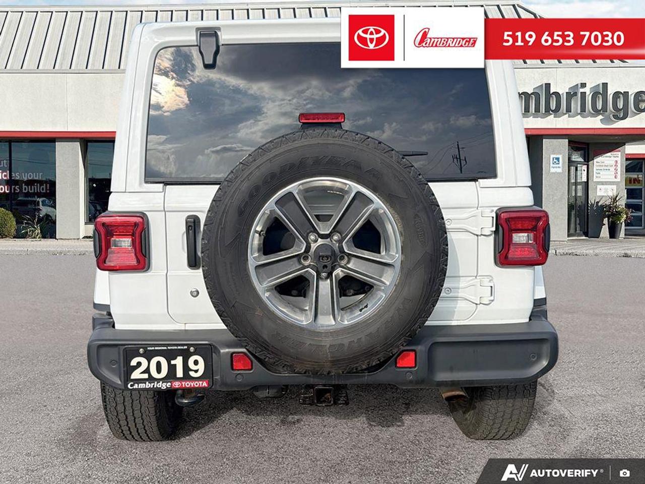 2019 Jeep Wrangler Unlimited Sahara Photo4