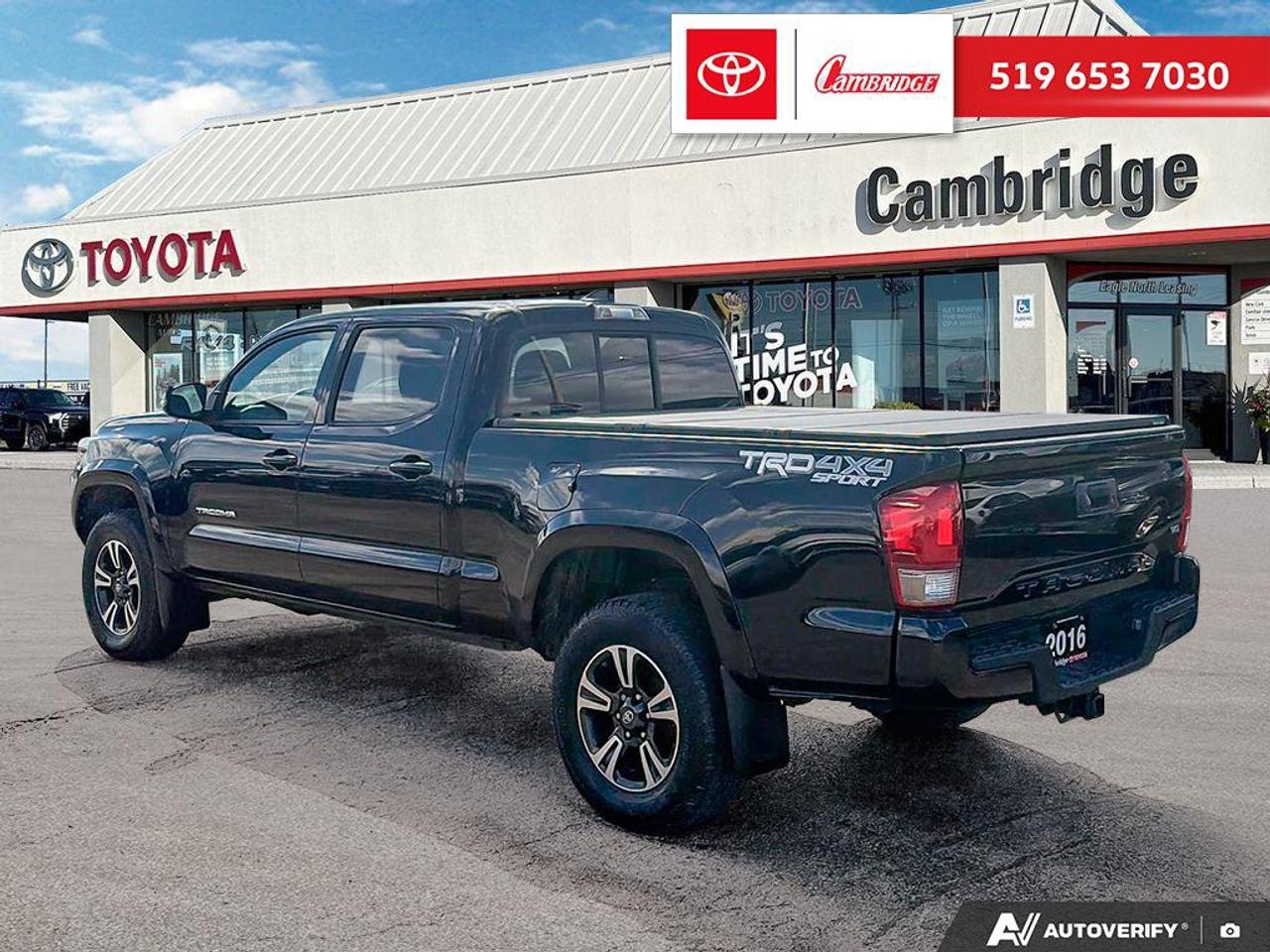 2016 Toyota Tacoma SR5 Photo3