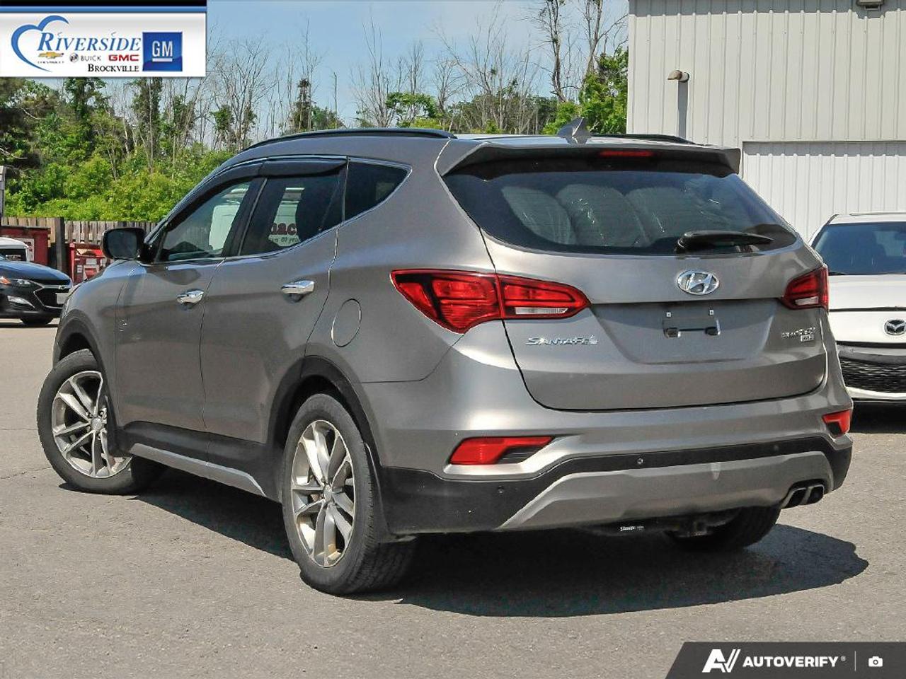 2018 Hyundai Santa Fe Sport 2.0T SE Photo