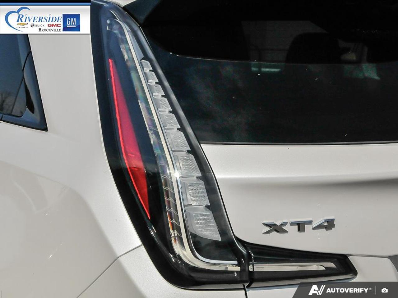 2020 Cadillac XT4 Sport Photo