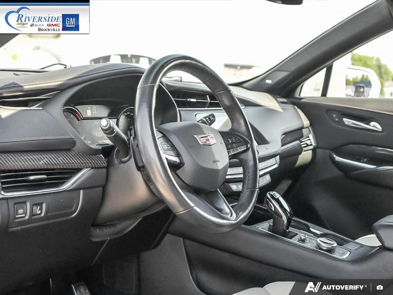 2020 Cadillac XT4 Sport Photo