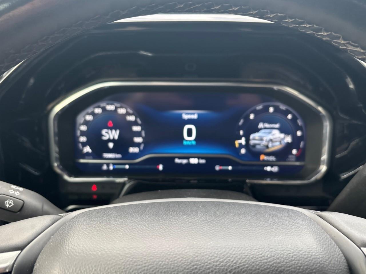 2025 Chevrolet Silverado 1500 LT Used 6 Passenger Crew Cab V8 4X4 Truck with Heated Font Outboard Seats, Heated Steering Wheel and a 13.4 Diagonal Touchscreen Radio with Wireless Apple CarPlay/Android Auto Photo