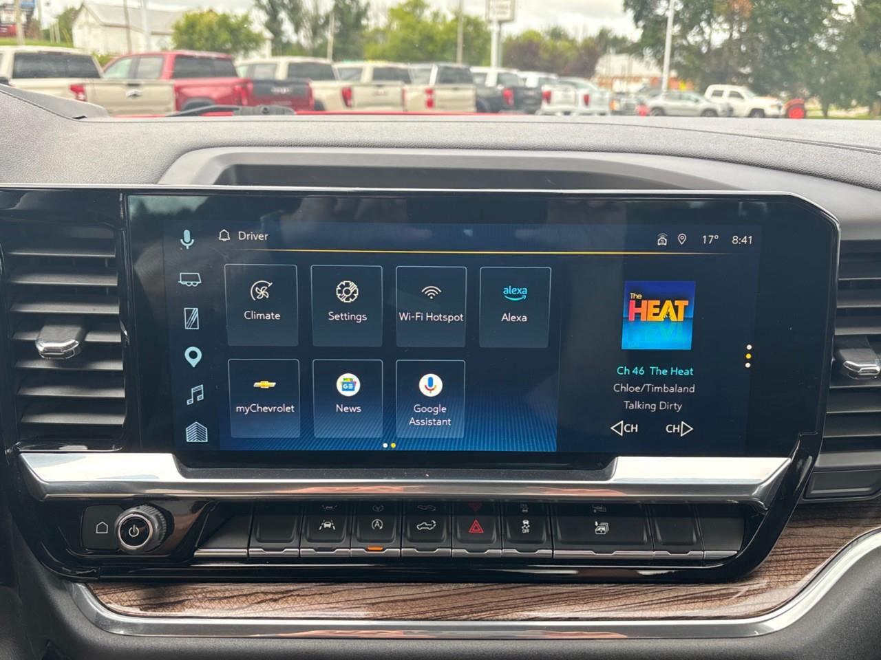 2025 Chevrolet Silverado 1500 LT Used 6 Passenger Crew Cab V8 4X4 Truck with Heated Font Outboard Seats, Heated Steering Wheel and a 13.4 Diagonal Touchscreen Radio with Wireless Apple CarPlay/Android Auto Photo