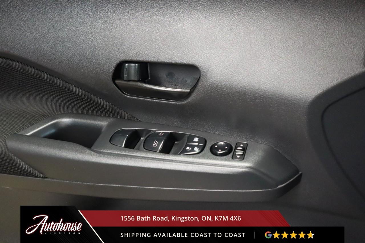 2024 Nissan Kicks S ONLY 9,100KM !!! Photo