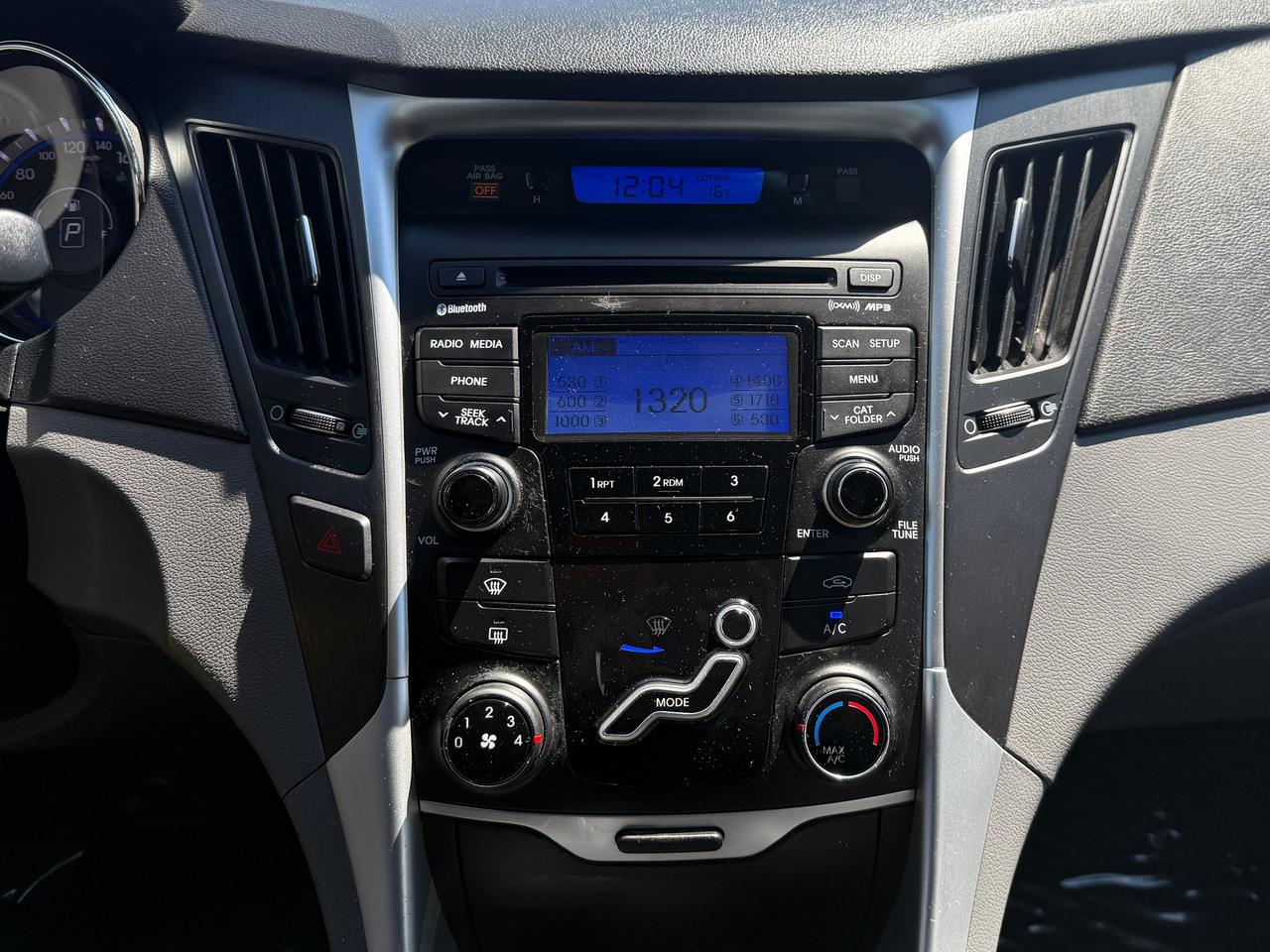 2012 Hyundai Sonata FINANCING AVAILABLE Photo12