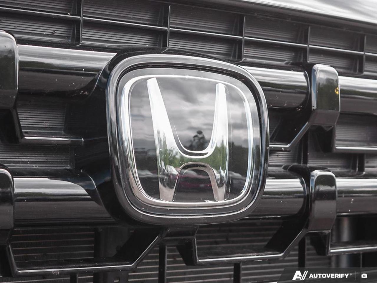 2025 Honda Ridgeline Black Edition Photo