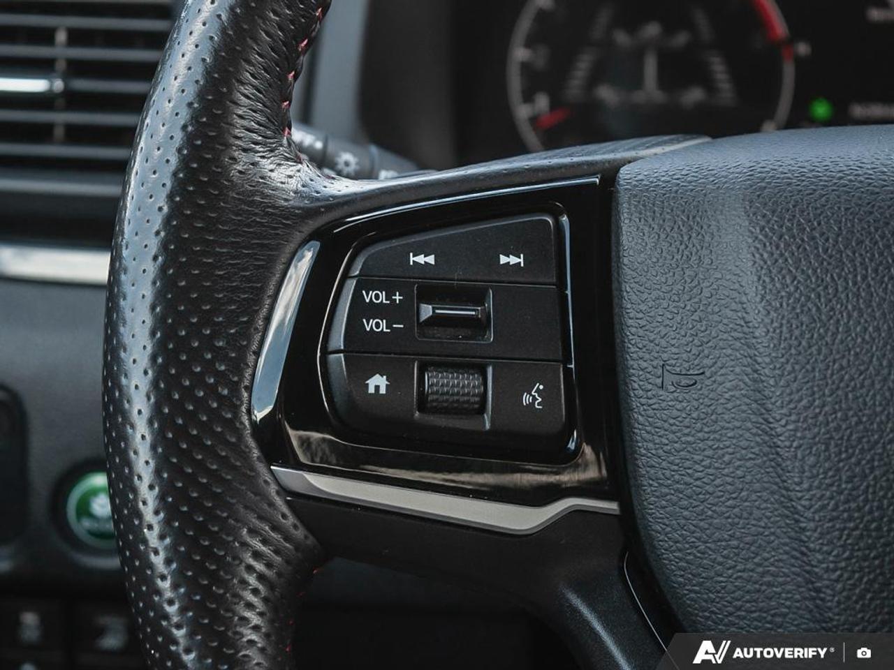 2025 Honda Ridgeline Black Edition Photo