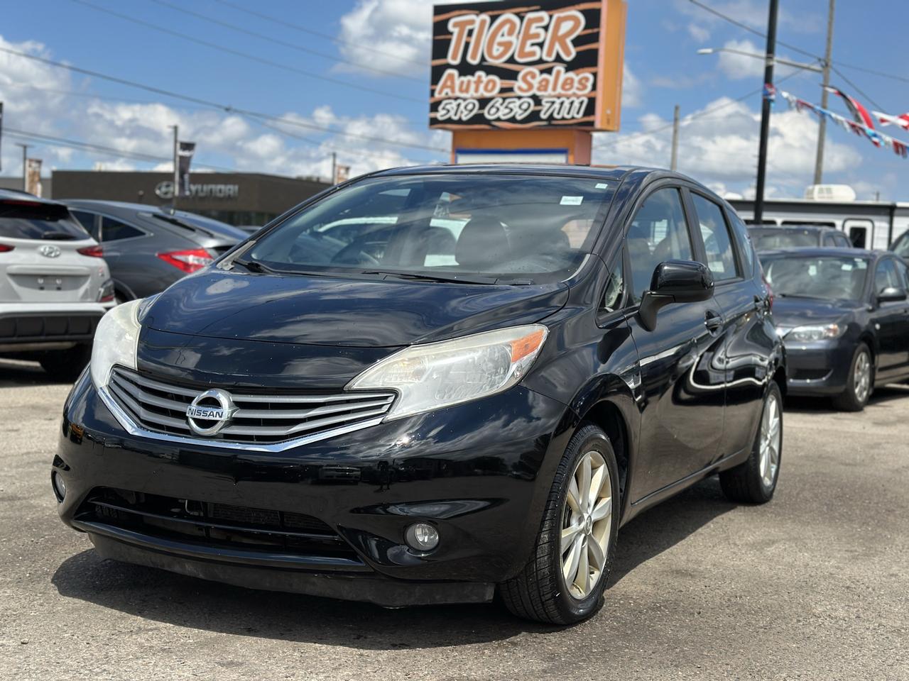 2014 Nissan Versa Note SL, AUTO, ONLY 97KMS, ALLOYS, CAM, LOADED, CERT - Photo #1