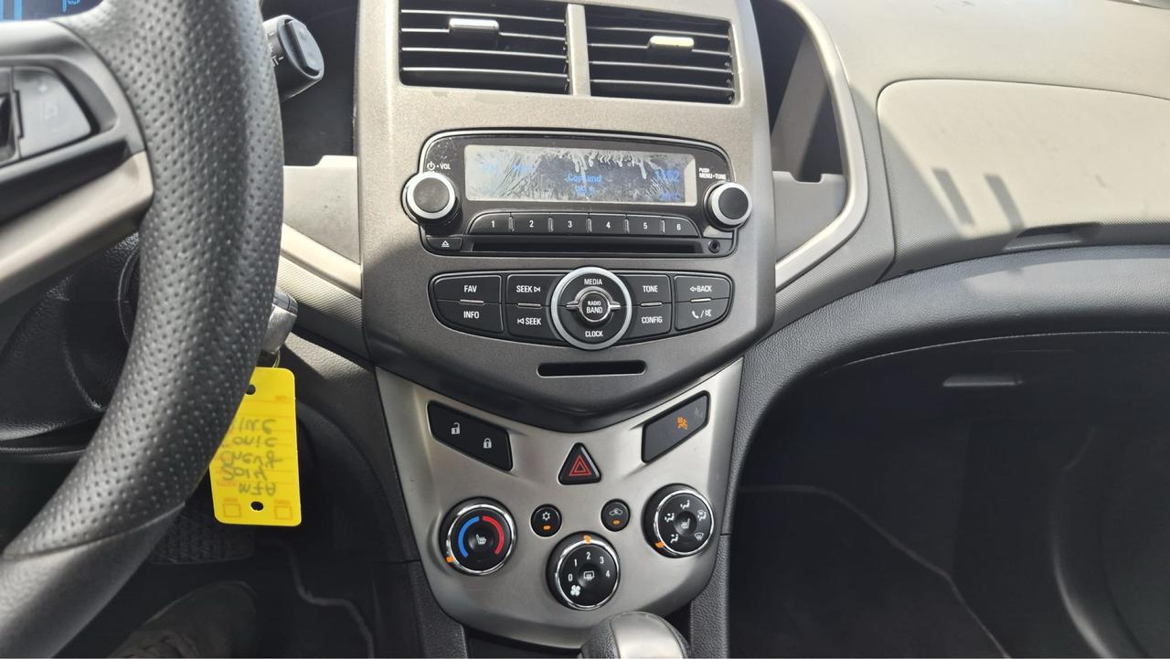 2014 Chevrolet Sonic LT, HATCH, ALLOYS, AUTO 4 CYL, CERTIFIED Photo