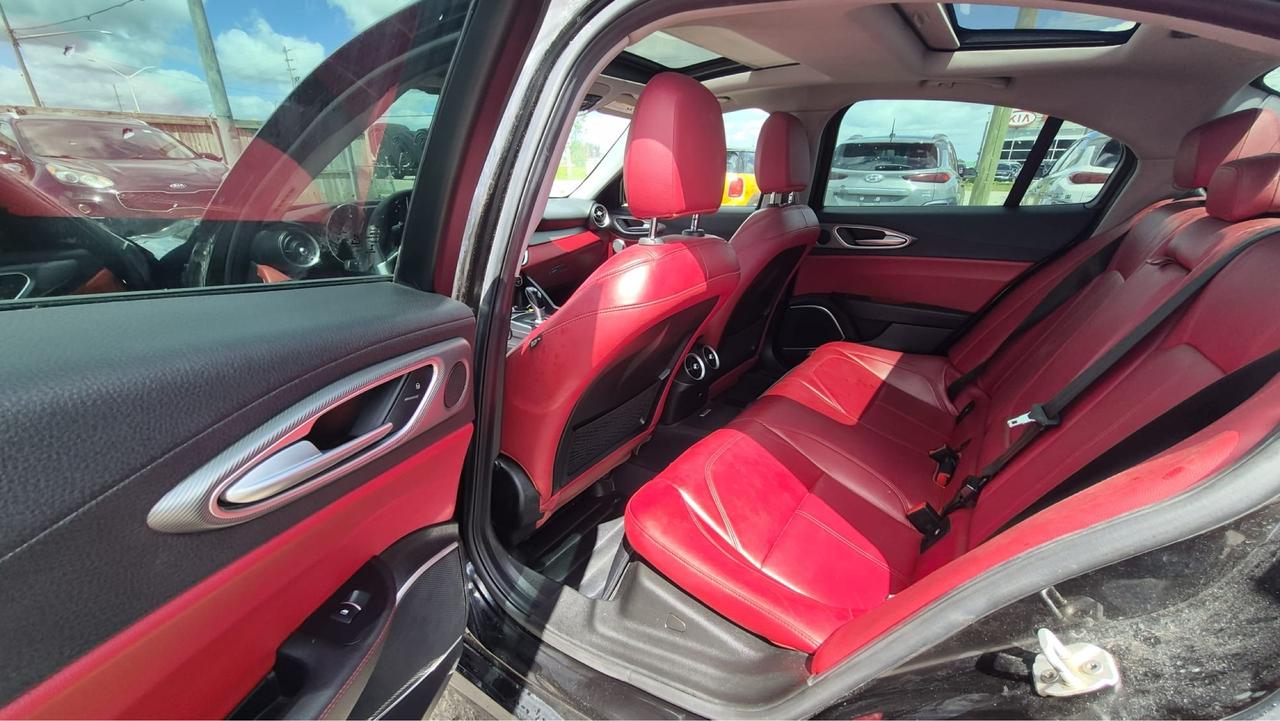 2017 Alfa Romeo Giulia TI, Q4, RED LEATHER, AWD, FULLY LOADED, CERTIFIED Photo